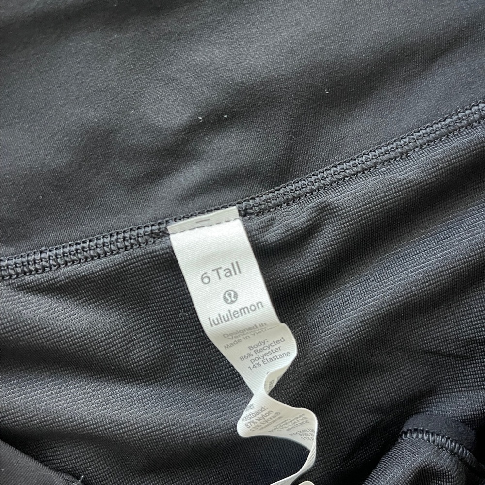Lululemon running shorts - Picture 3 of 3